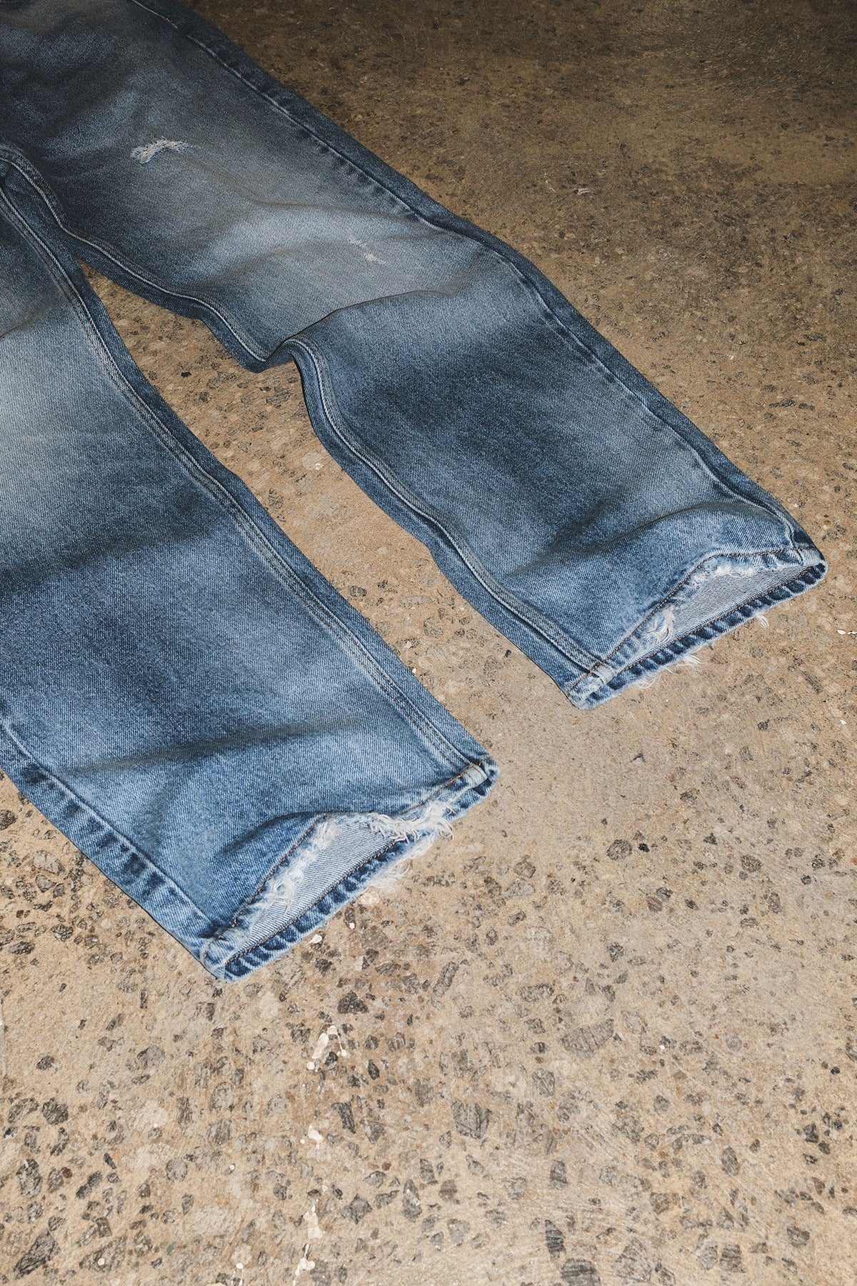 Straight Denim - Mid Wash
