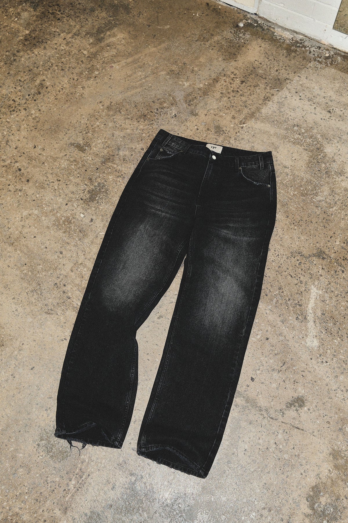 Straight Denim - Black Wash